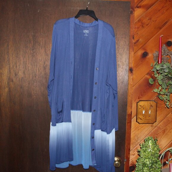 NWOT LOGO Button Front, Light weight cardigan, STUNNING 3X - Picture 1 of 6